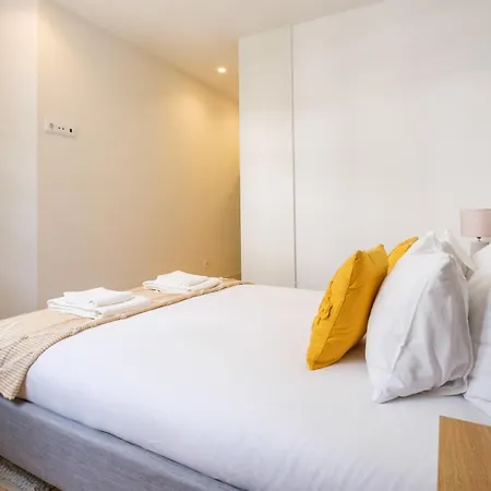 Appartement Art Deco 11 Luxury 2br Downtown Metro Ac Oporto