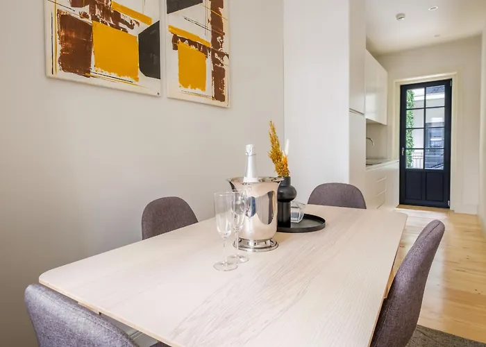 Art Deco 11 Luxury 2br Downtown Metro Ac *